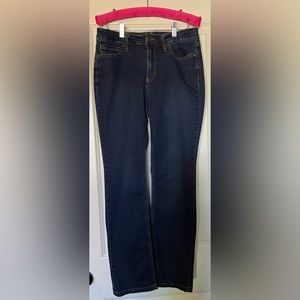 Jones New York Lexington Straight Jeans- Dark Indigo wash. Size 8